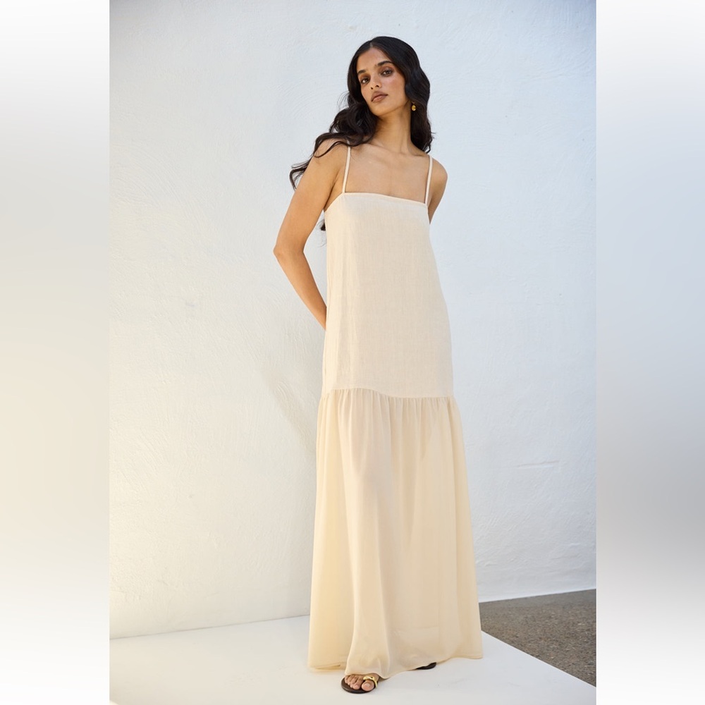 Elegant Cream Maxi Dress